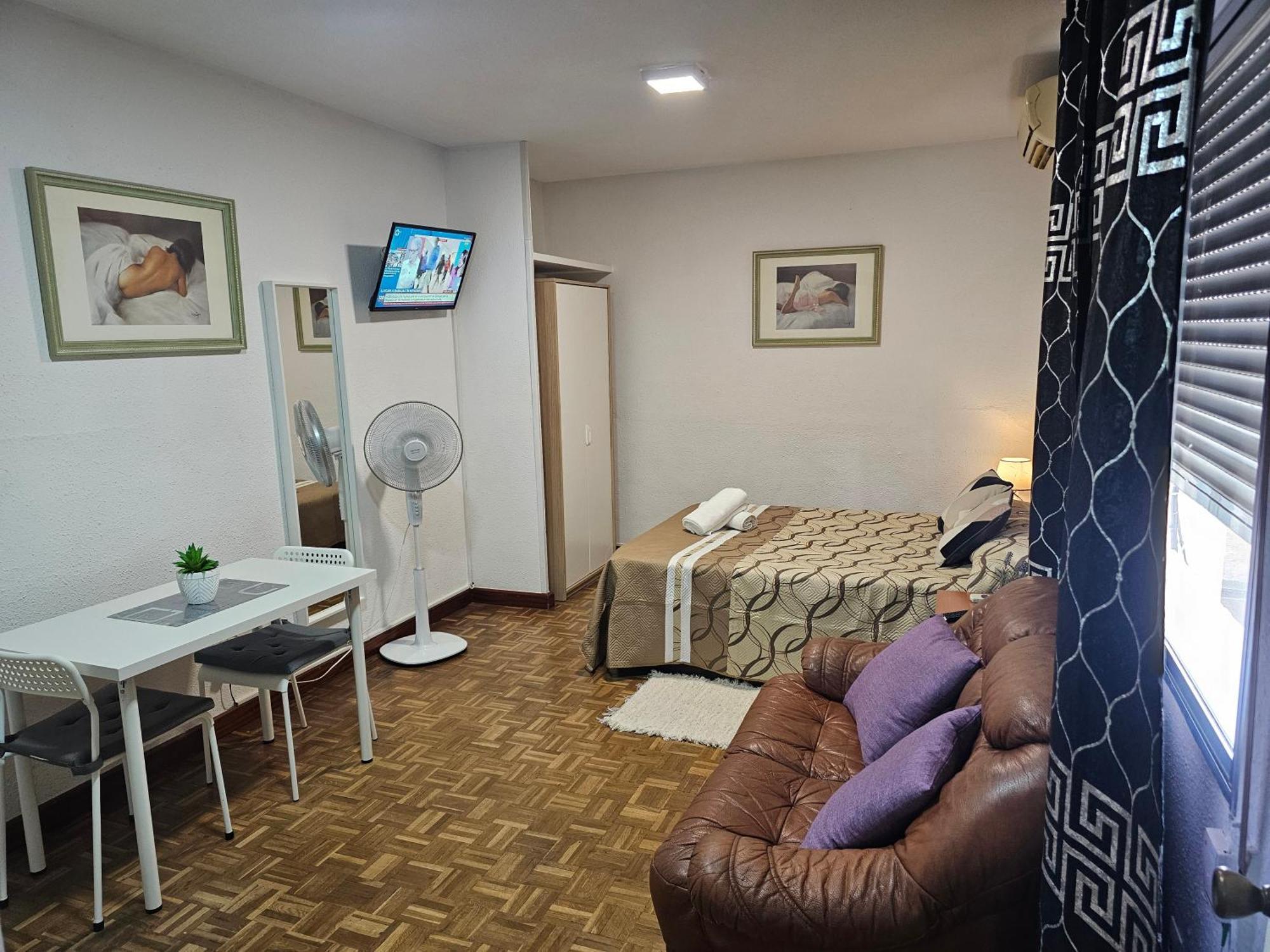 Apartamento En La Calle Hortaleza De Madrid Centro Quarto foto